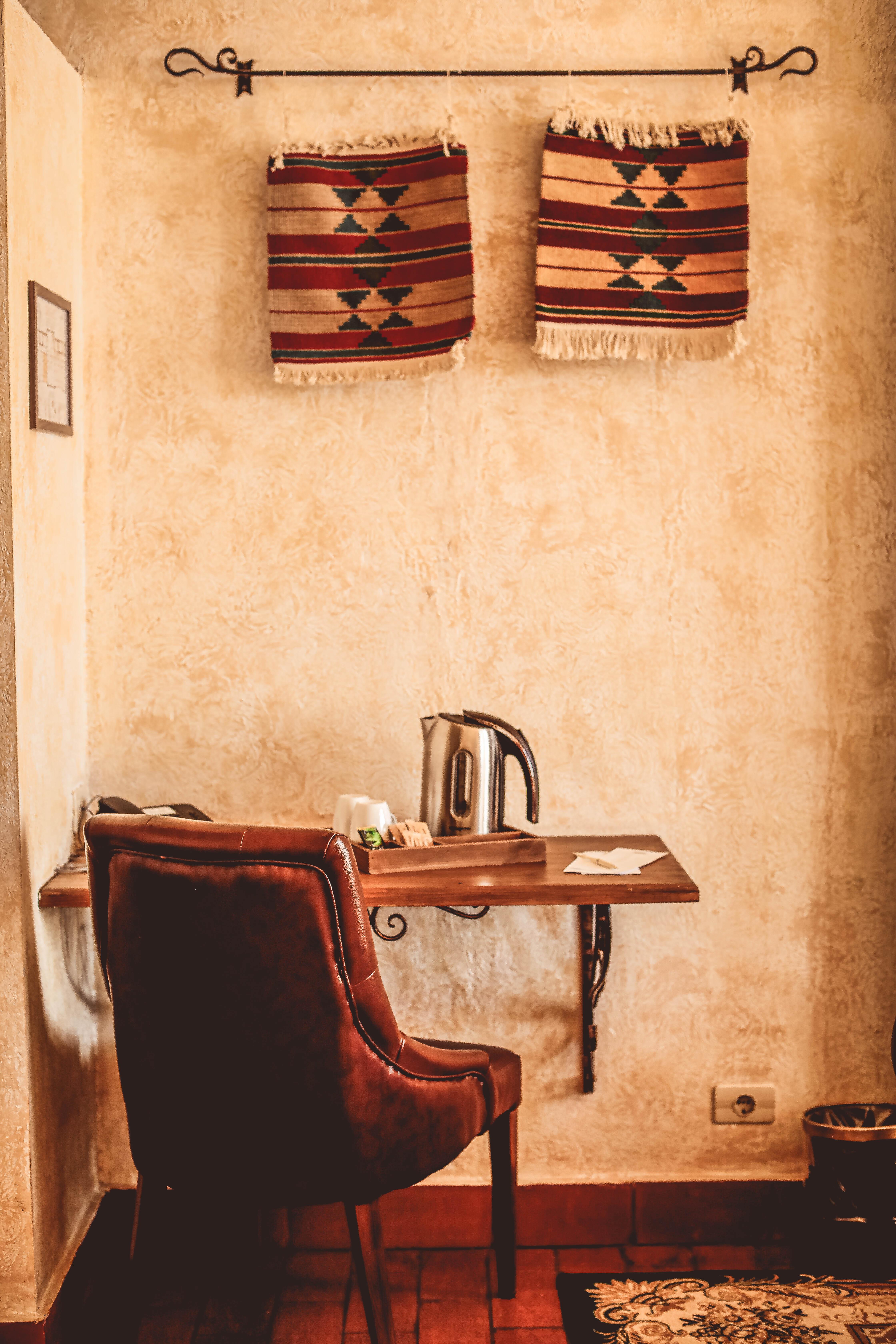 Caucasus Hotel Kasagh ภายนอก รูปภาพ A kettle on a table
