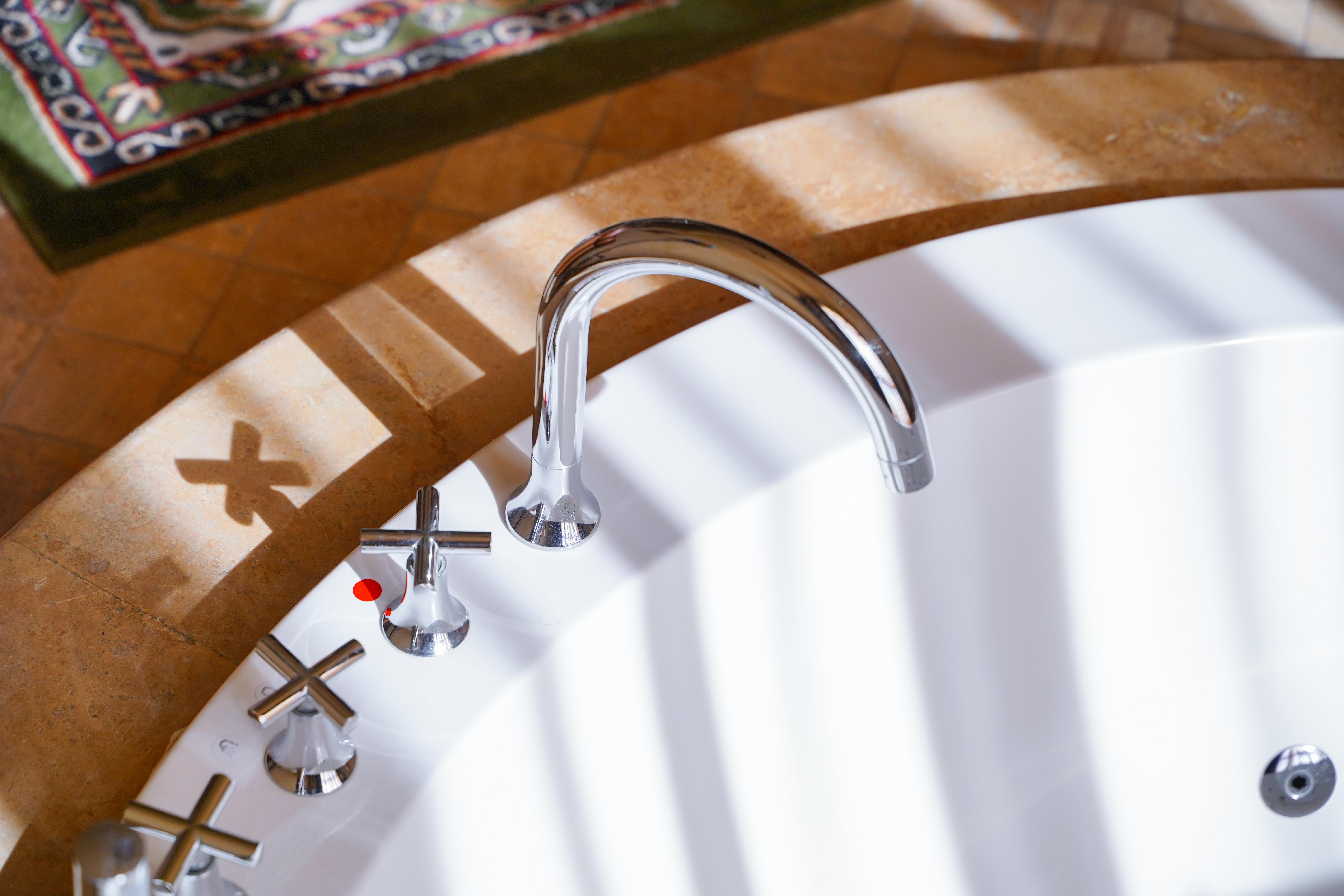 Caucasus Hotel Kasagh ภายนอก รูปภาพ A tap
