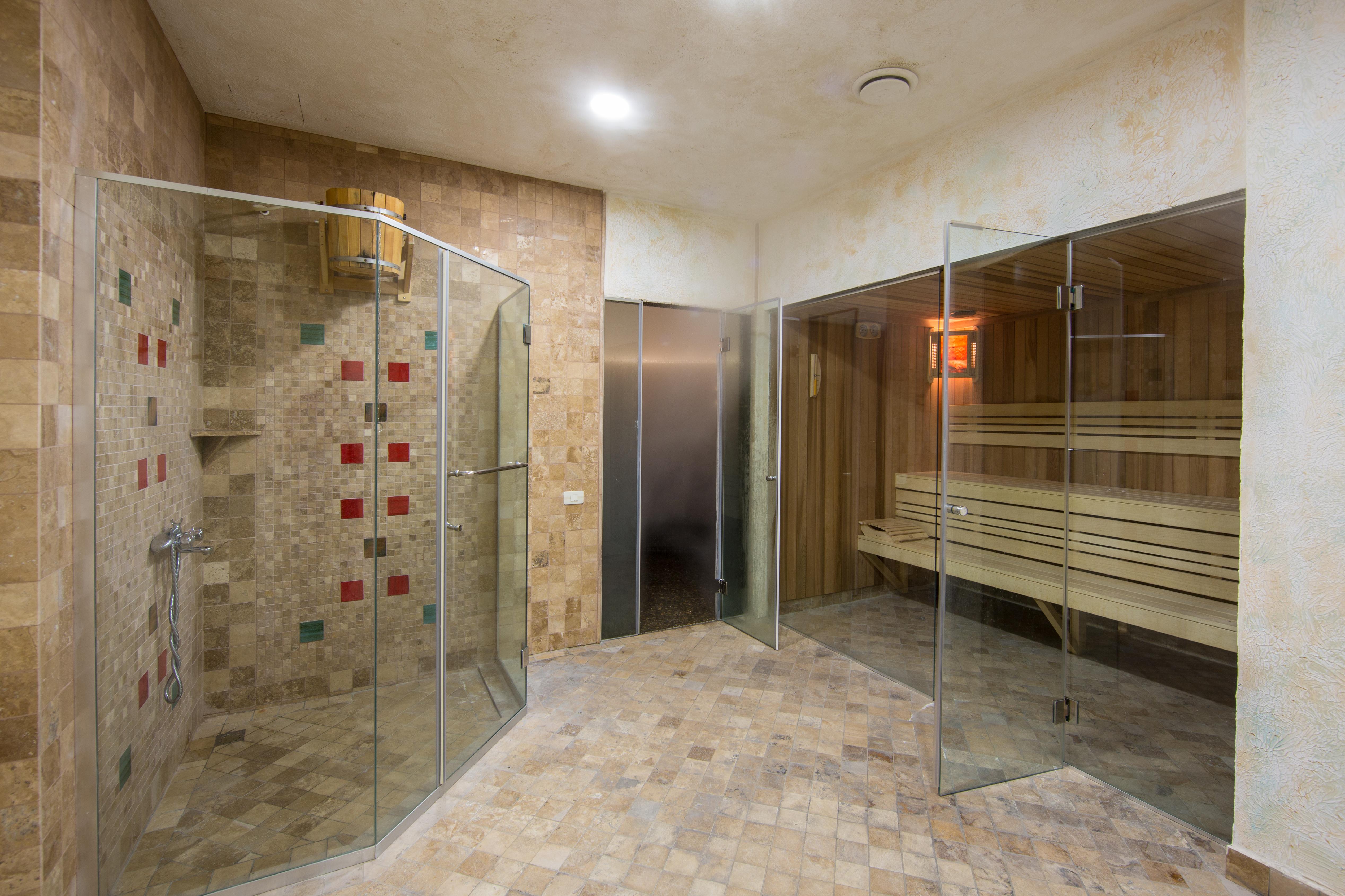 Caucasus Hotel Kasagh ภายนอก รูปภาพ A shower and a sauna