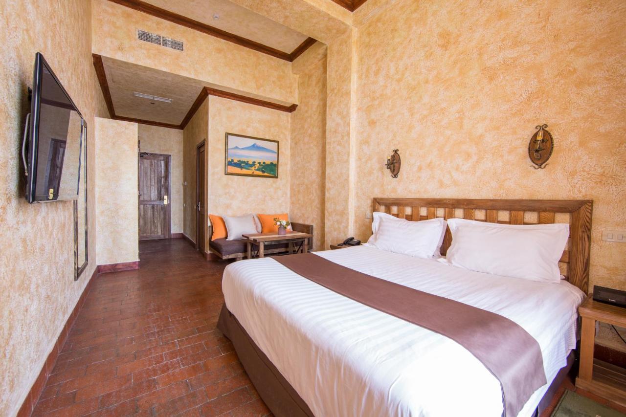Caucasus Hotel Kasagh ภายนอก รูปภาพ Deluxe room